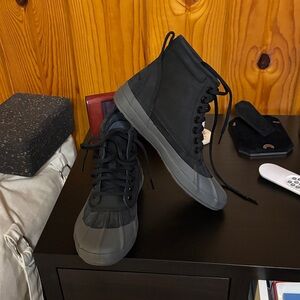 LLBEAN Women’s Duck boot gray/black NEW W/O tags